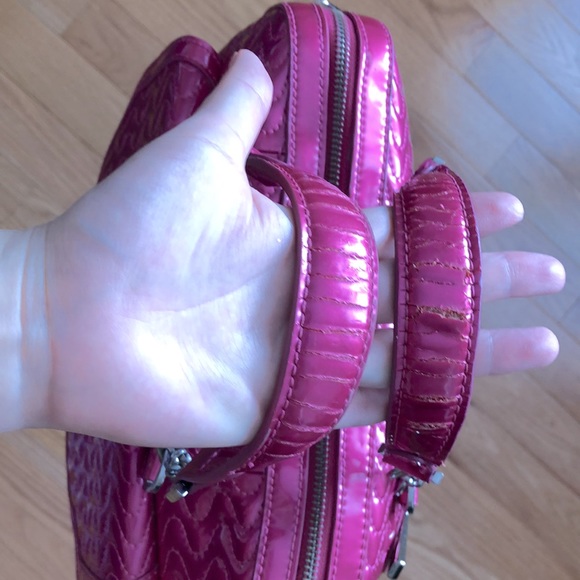 Patent leather pink Danier handbag - Picture 4 of 7